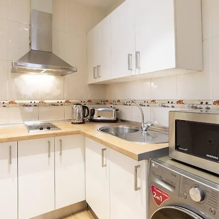 2 Bedroom 公寓